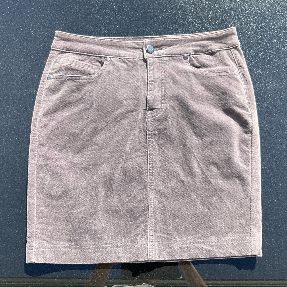 Contemporaine par Simons - Gray Mini Skirt - Size 6